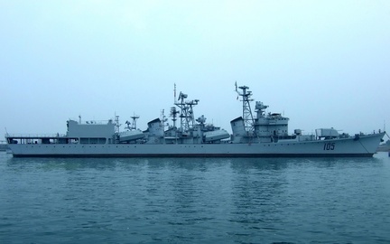 051 Guided missile destroyer Jinan 20080711